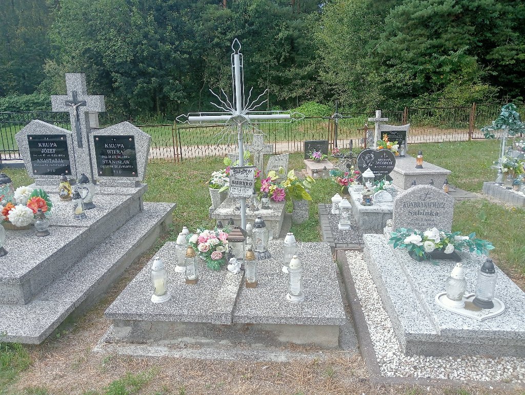Grób Elżbieta Buryło