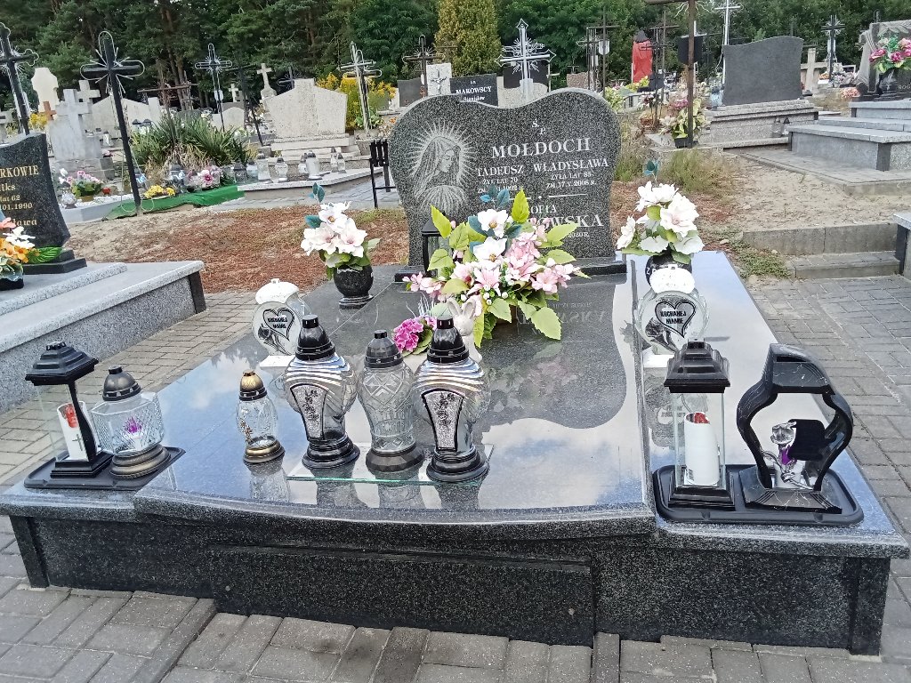 Grób Tadeusz Mołdoch
