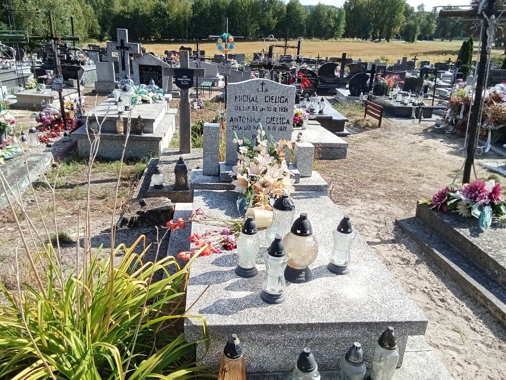 Grób Michał Cieliga