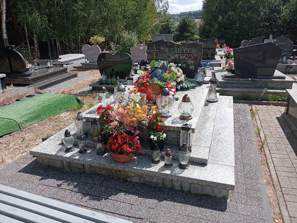 Grób Jerzy Greszta